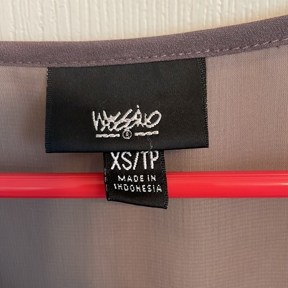 Tan tank - Picture 2 of 4